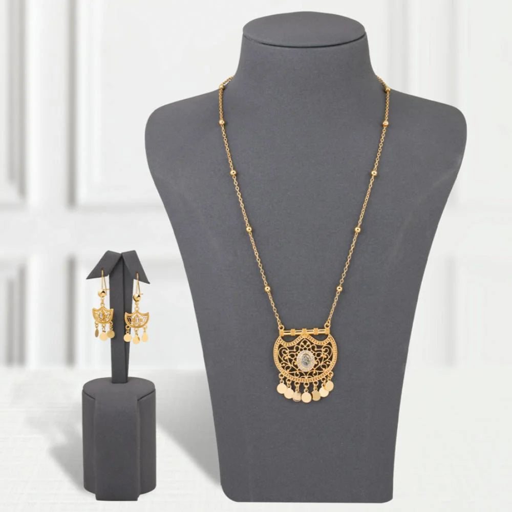 Gold Flower Alternative Necklace
