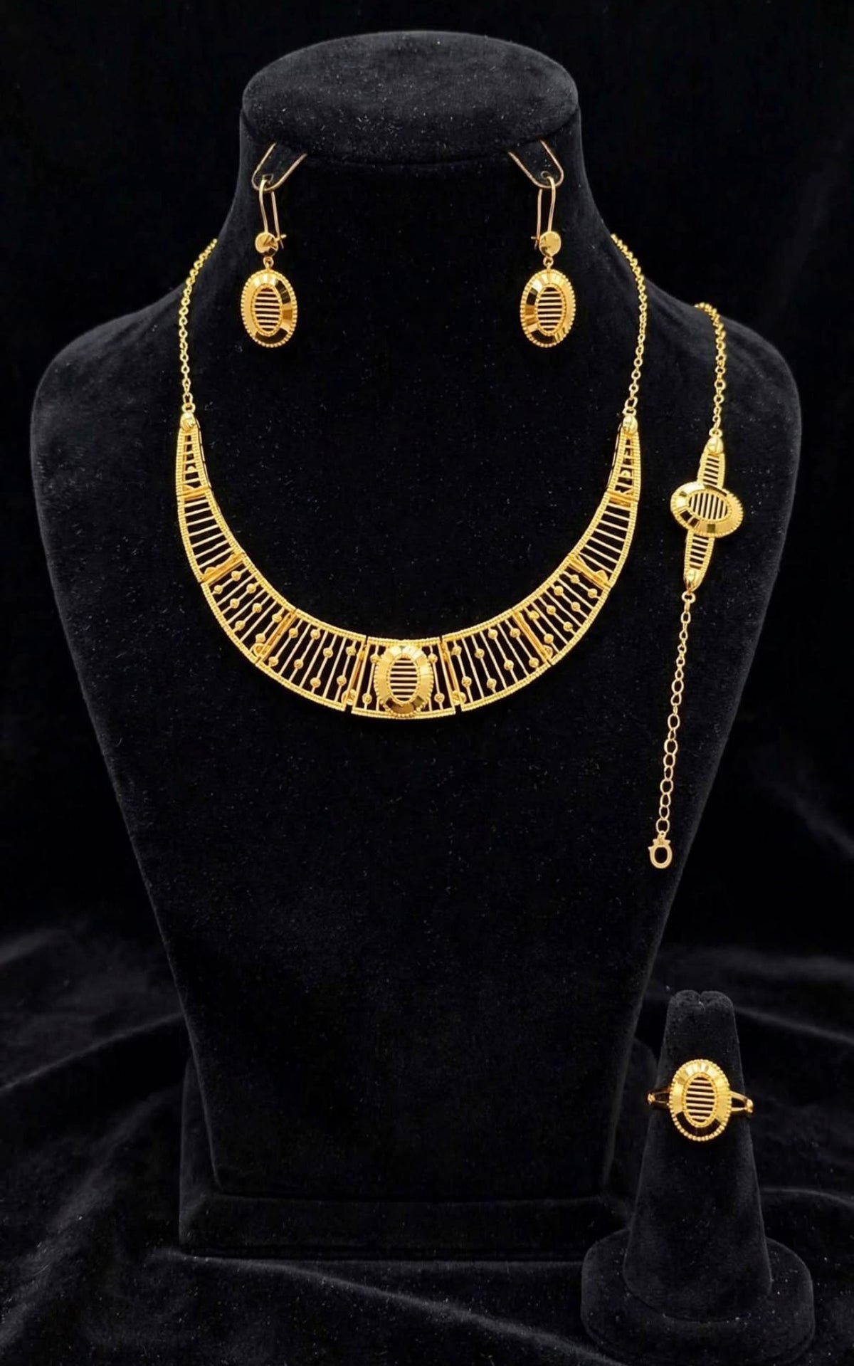 Premium Alternative Necklace