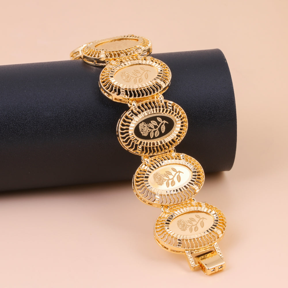 Gold alternative bracelet, engraved charm