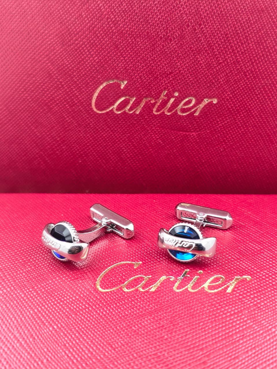 Cartier Cartier Blue Accent Geometric Round Cufflinks – Silver-Tone Luxury Designer Cufflinks for Men