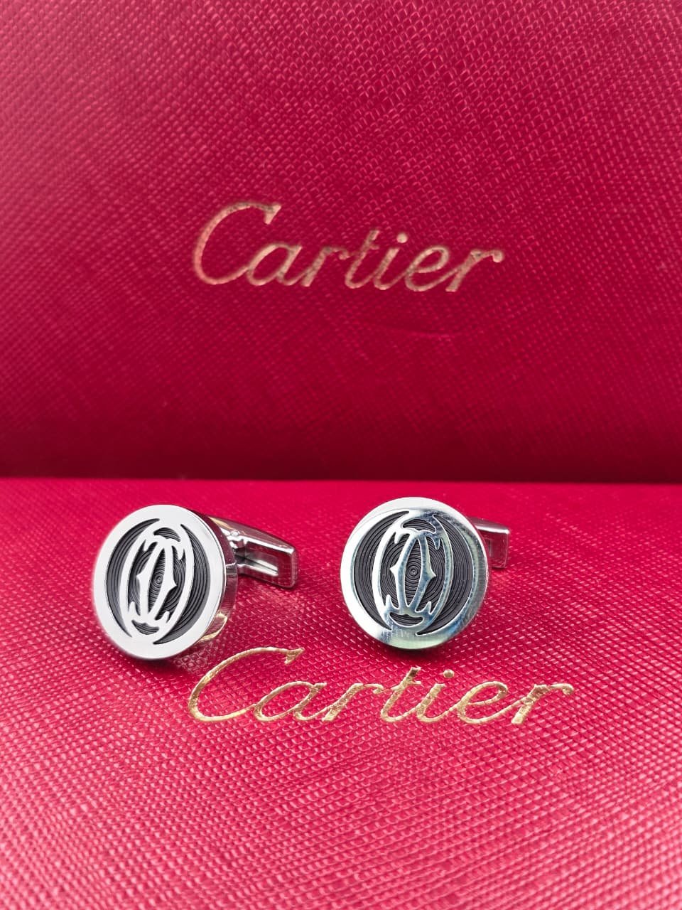 Cartier Cartier Double C Logo Round Cufflinks – Stainless Steel Luxury Cufflinks for Men