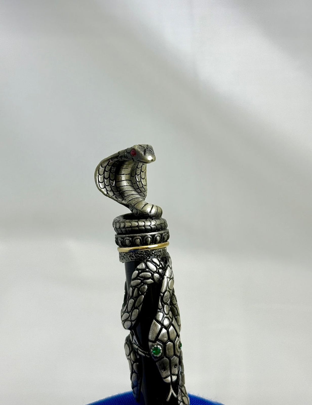 Jinhao Grey Black Snake Series Pen