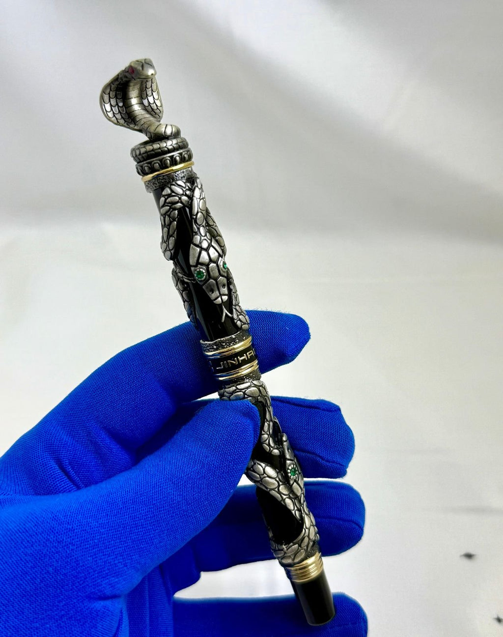 Jinhao Grey Black Snake Series Pen