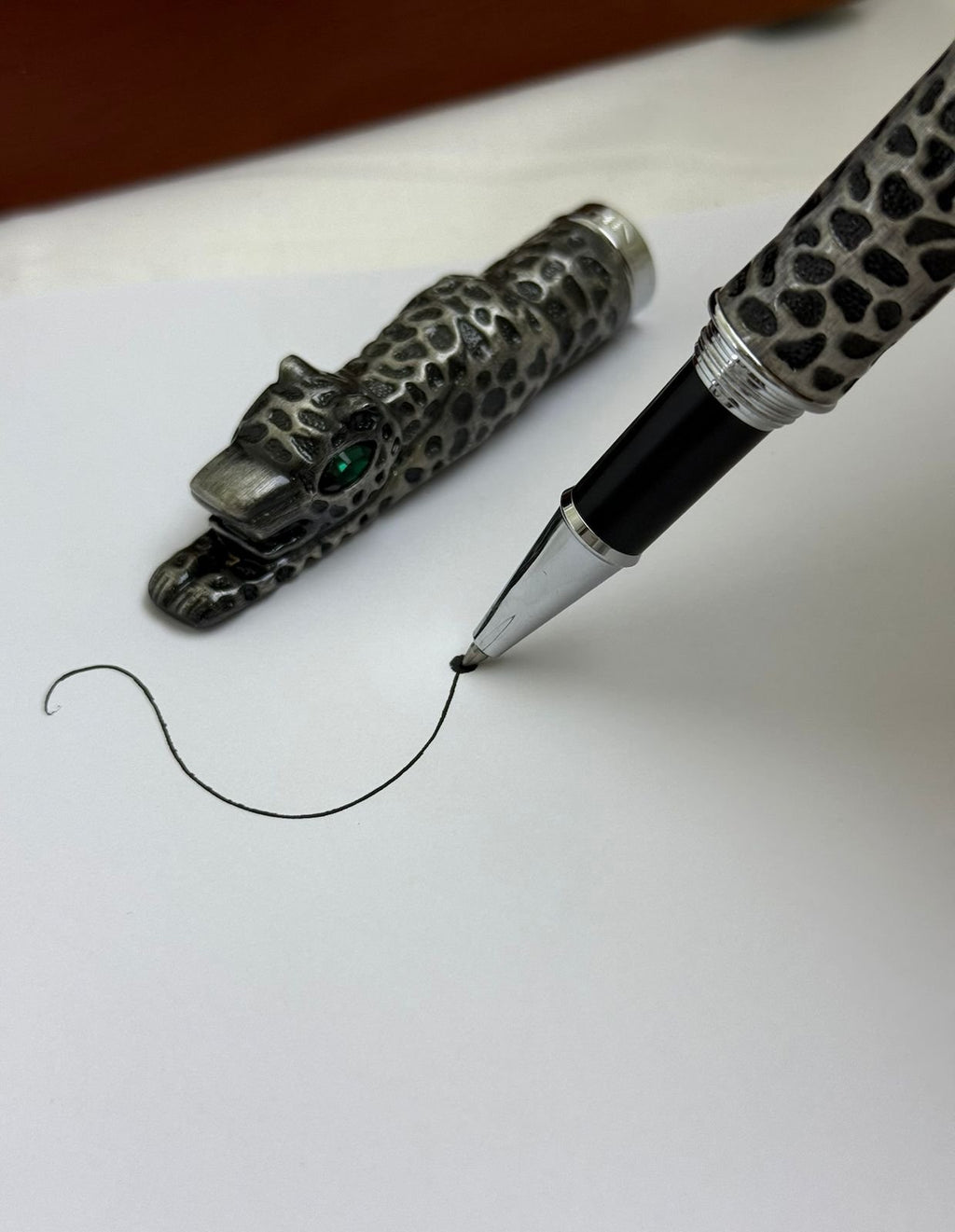 Jinhao Silver Leopard Pen