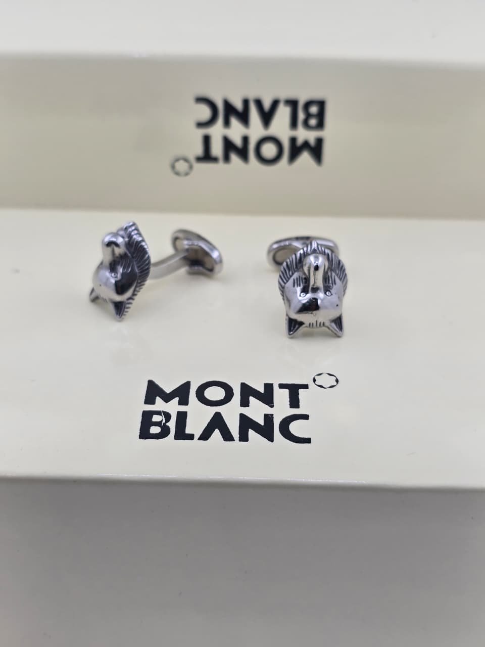 Montblanc Lion Head Cufflinks – Silver Tone Designer Cufflinks for Men