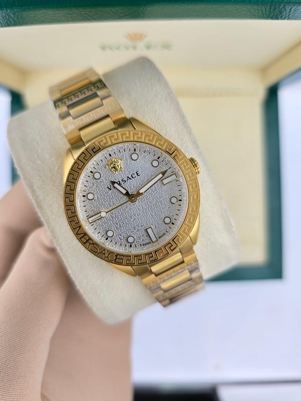 Greca Logo Aero Watch
