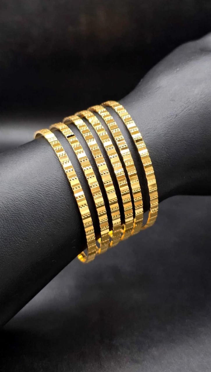 Classic Style Bangle