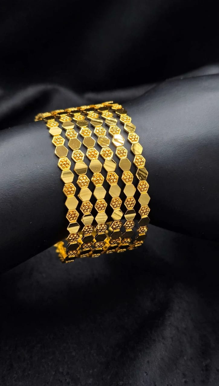 Classic Style Bangle