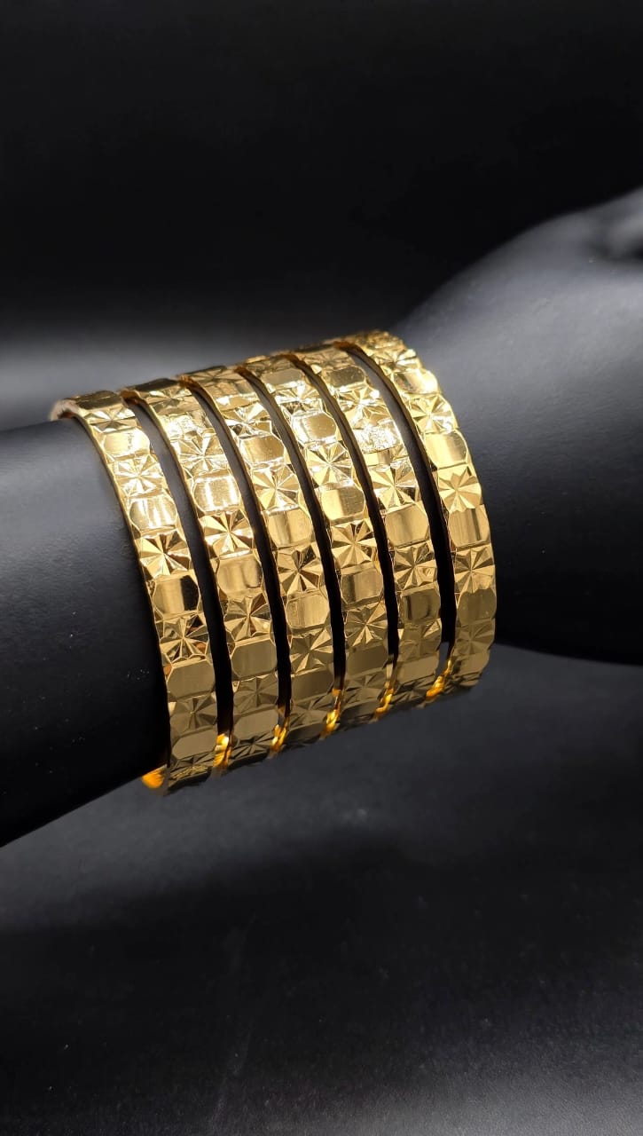 Classic Style Bangle | Price Per Unit