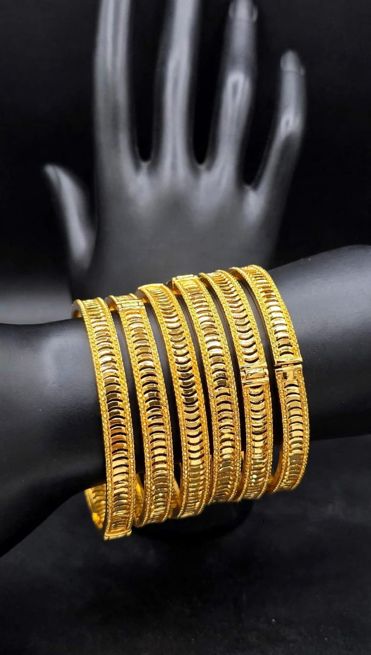 Classic Style Bangle