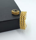 Gold alternative bracelet, a royal touch