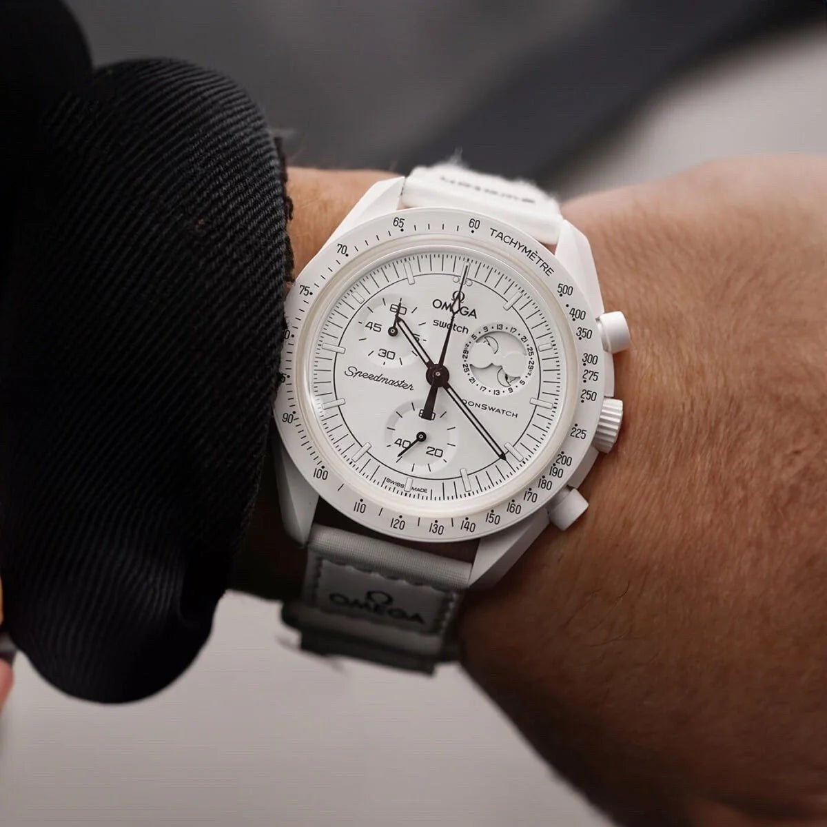 OMEGA X SWATCH MoonSwatch – Mission to the Moonphase (Full White Edition)